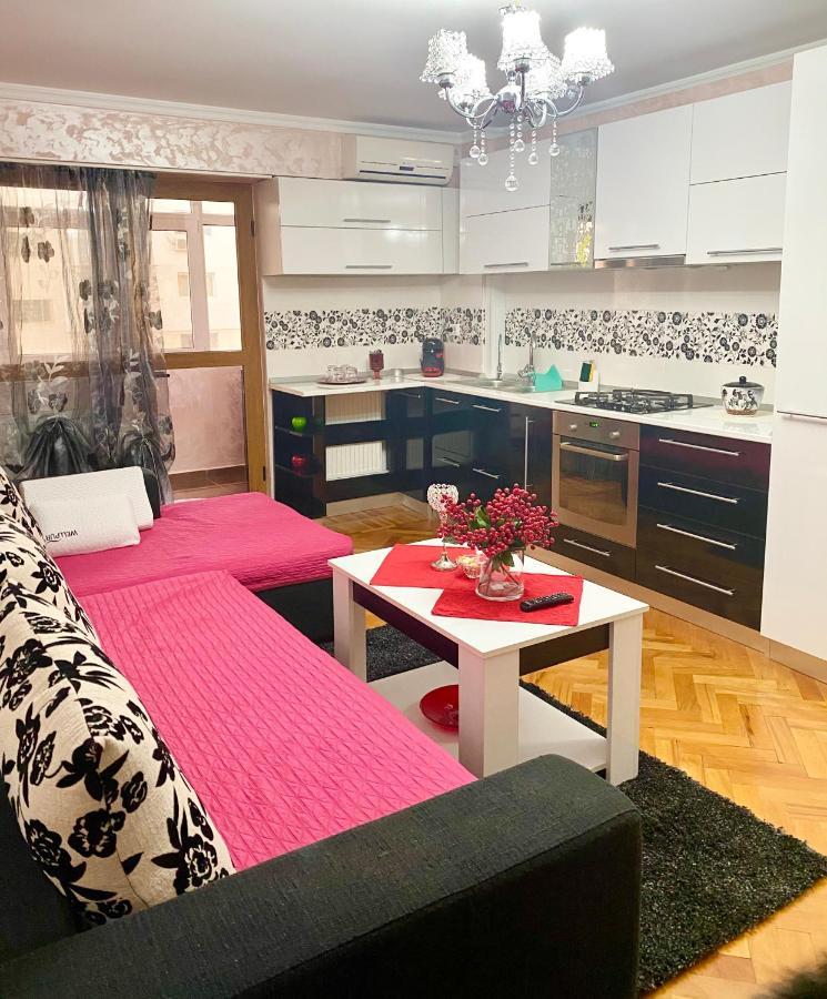 Tribunal Apartament Langa Faleza Dunarii Brăila Dış mekan fotoğraf
