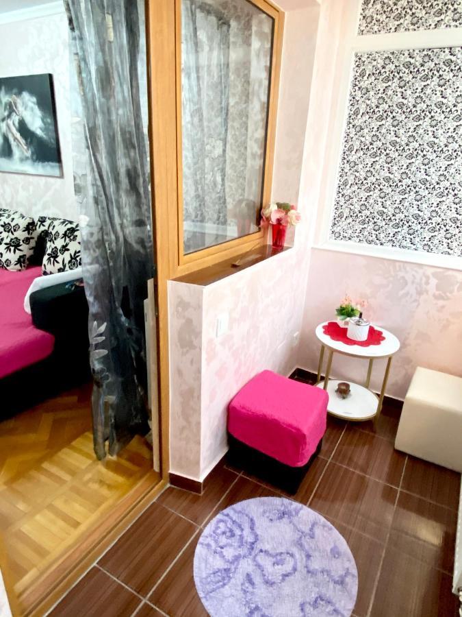 Tribunal Apartament Langa Faleza Dunarii Brăila Dış mekan fotoğraf