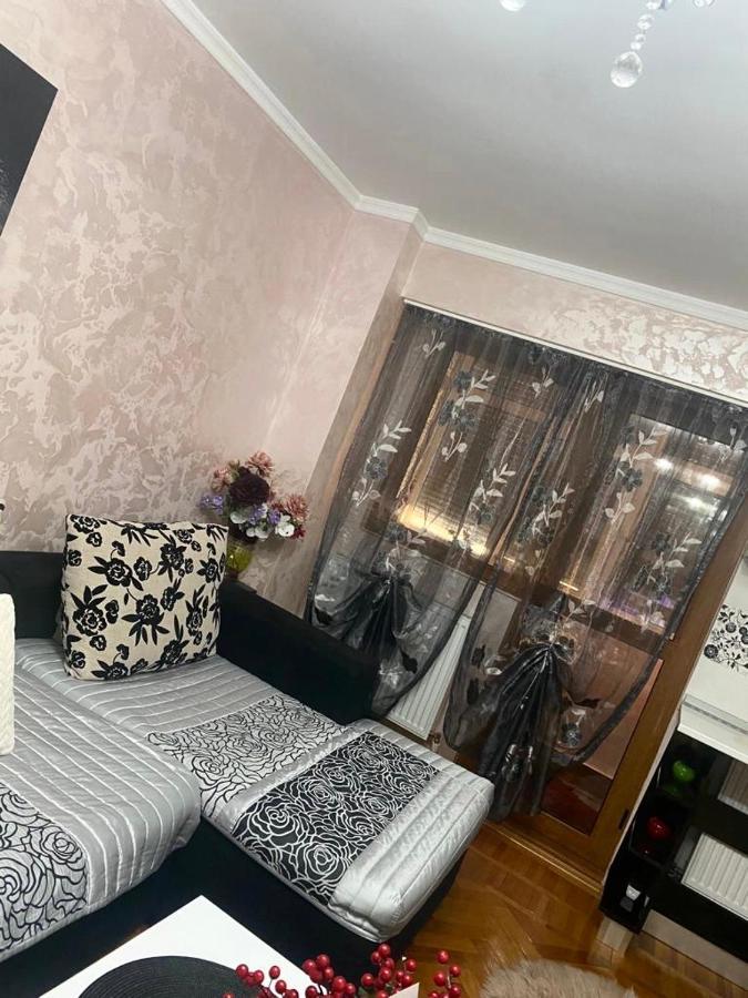 Tribunal Apartament Langa Faleza Dunarii Brăila Dış mekan fotoğraf